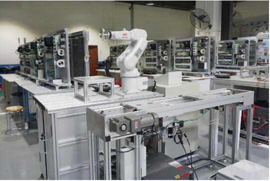 智造新力量50人丨犀灵工业机器人秦磊 成为智能制造细分领域的教育领军者