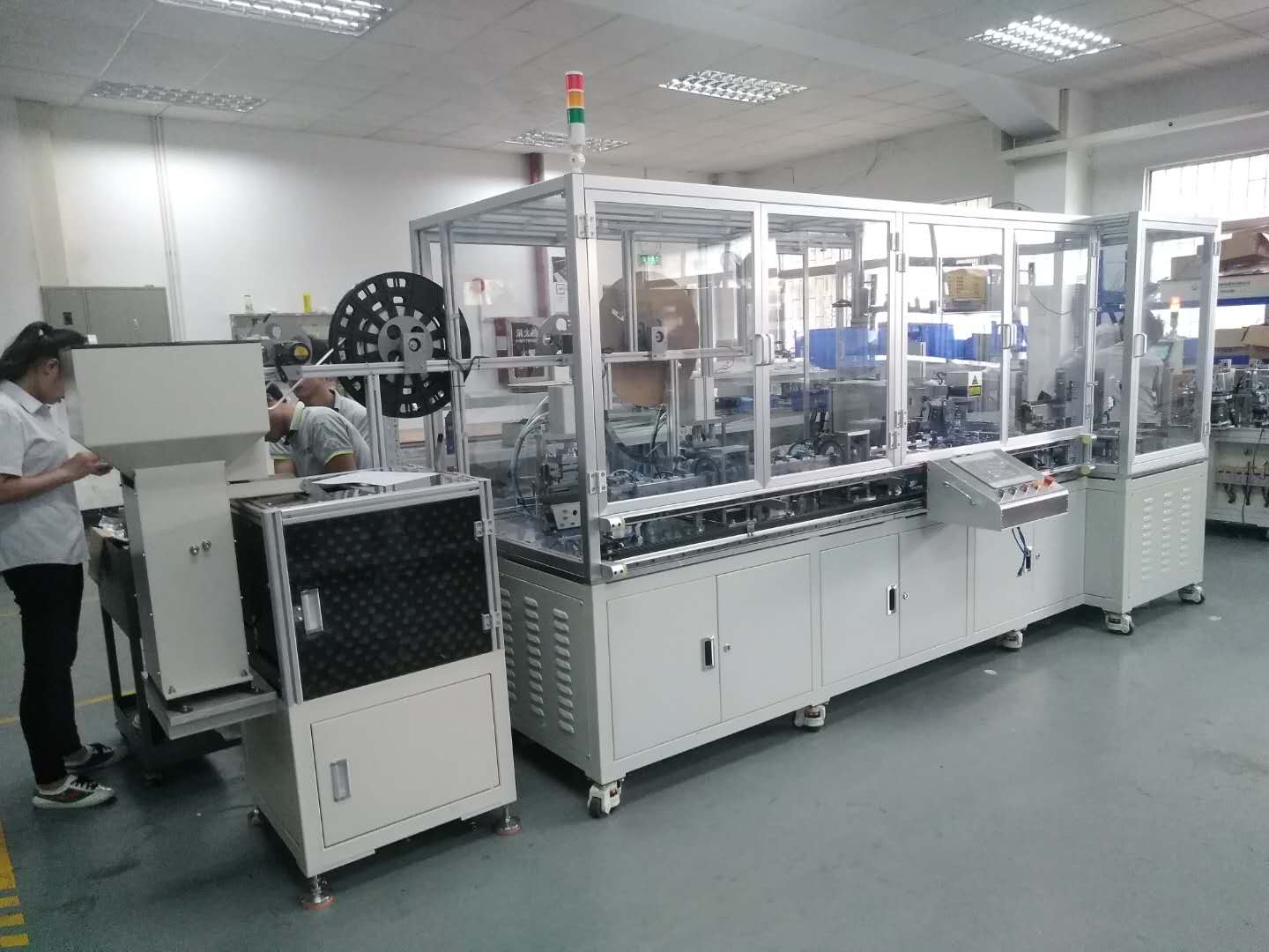 连接器自动装配插针机专业生产厂家 驱动电子制造业的自动化革新